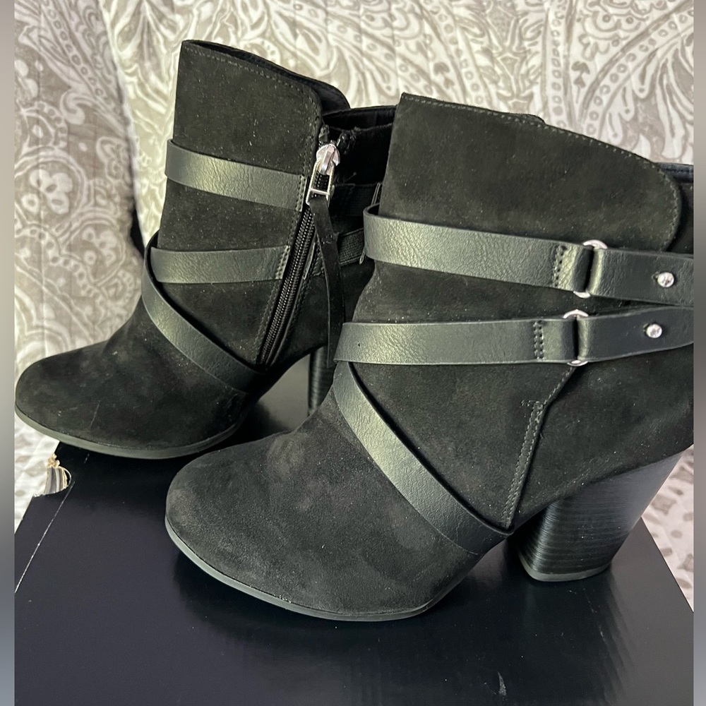 Size 8 black booties from Torrid, never worn.